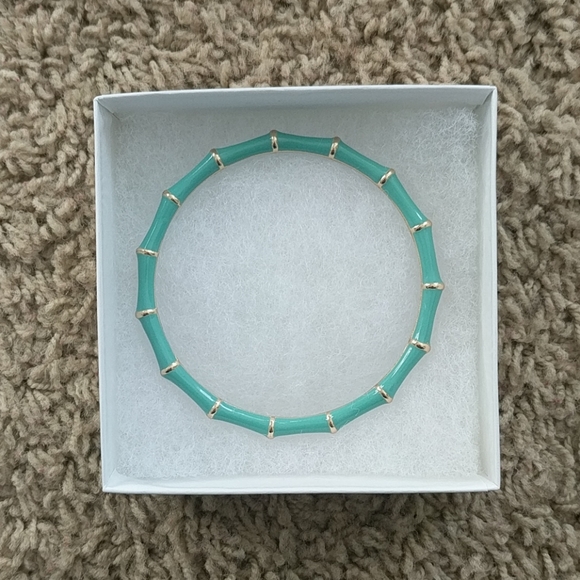 Bracelets - Picture 3 of 3